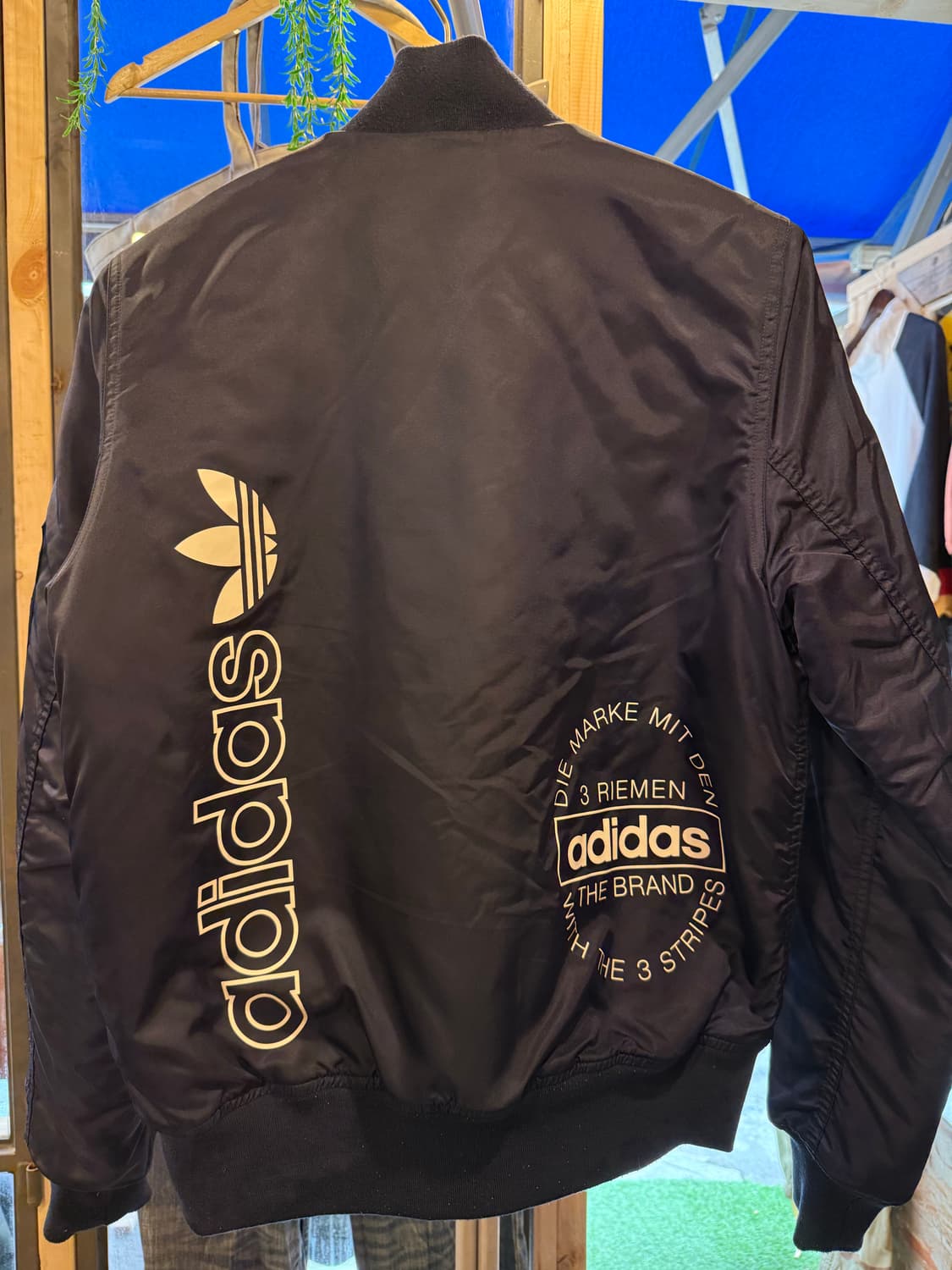 아디다스 오리지널 블랙 봄버 자켓 상품이미지4