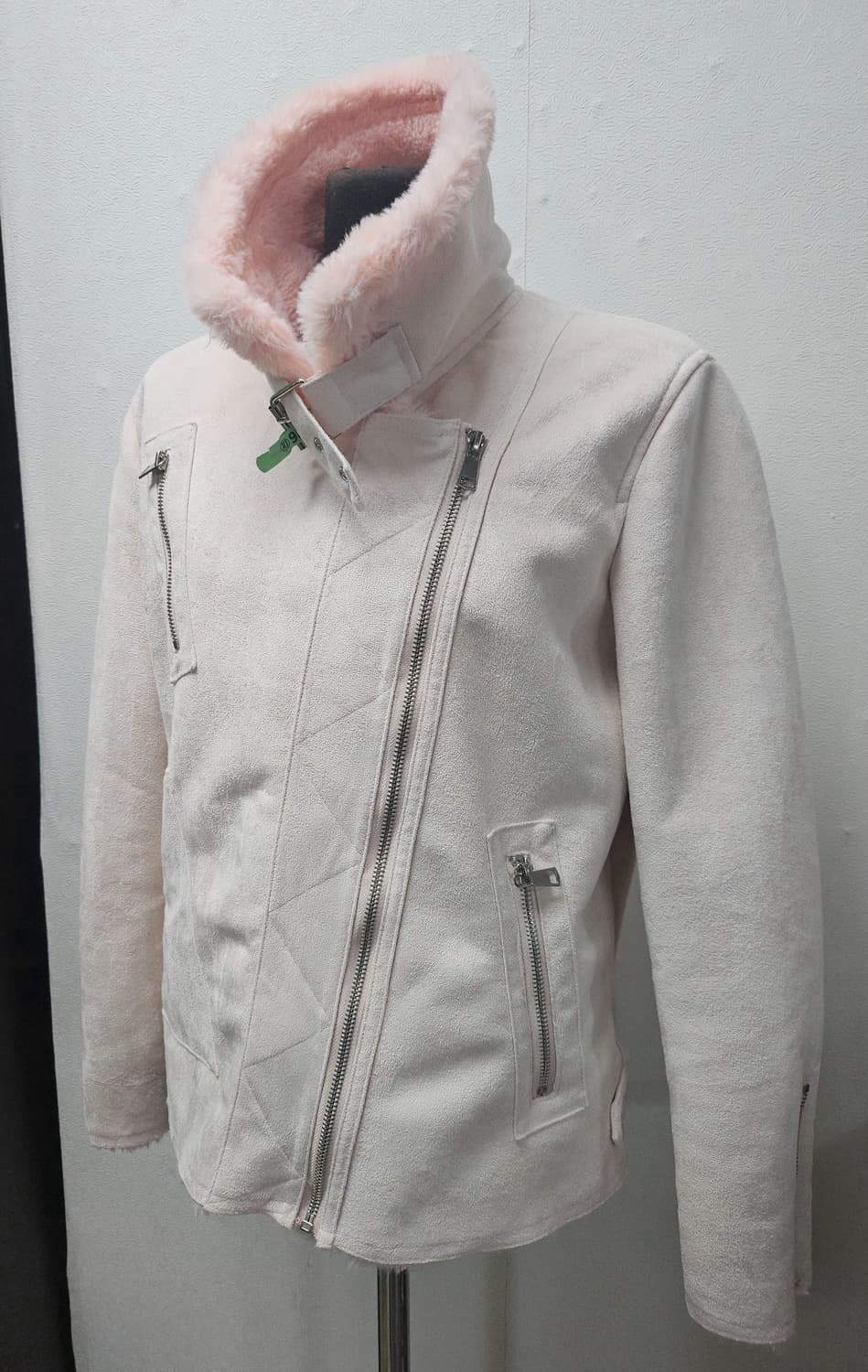 딸기우유빛깔 에코퍼 무스탕자켓  세탁완료  상품이미지3