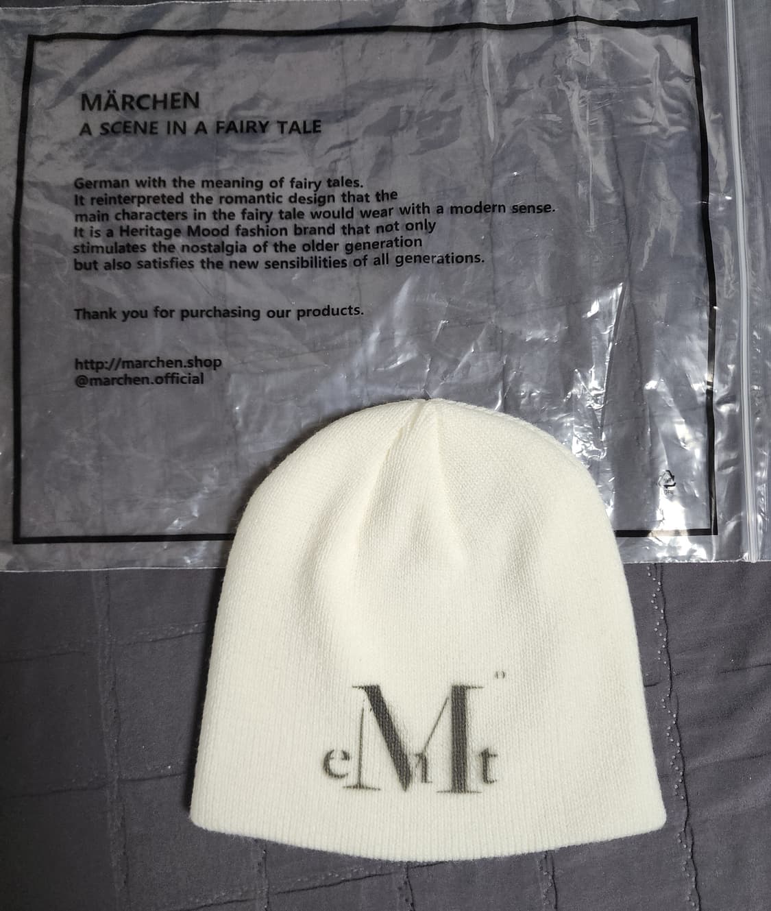 무센트 남녀 공용 시그니처 빅 로고 아이보리 골지 비니 상품이미지4