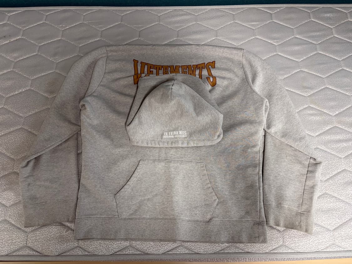 베트멍 미스플레이스드 후드 상품이미지1