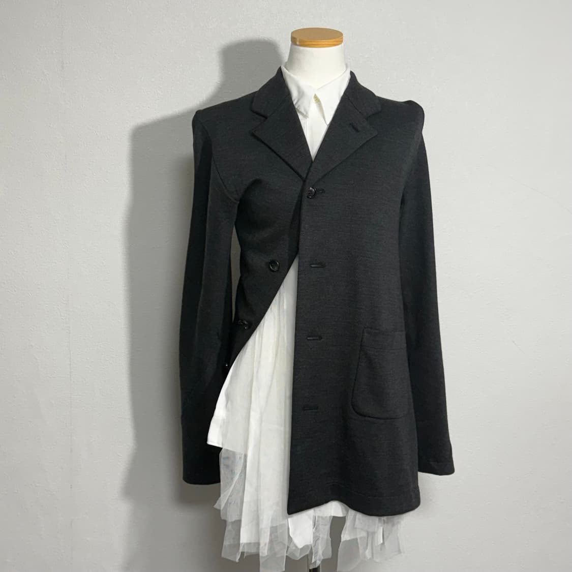 14aw 꼼데가르송 꼼데가르송 비대칭 자켓 다크그레이 m 상품이미지1