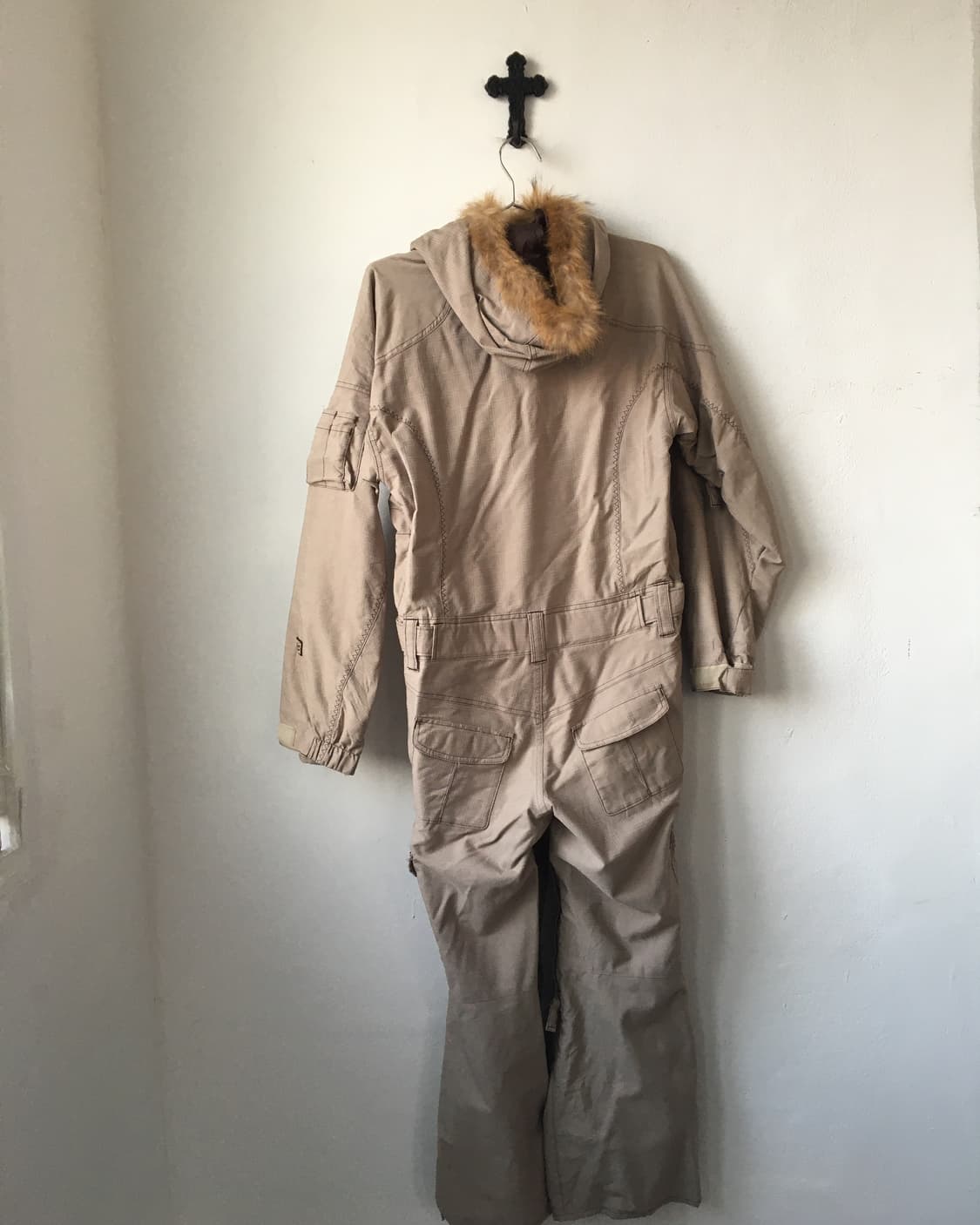 Fake fur hood jumpsuit 상품이미지2