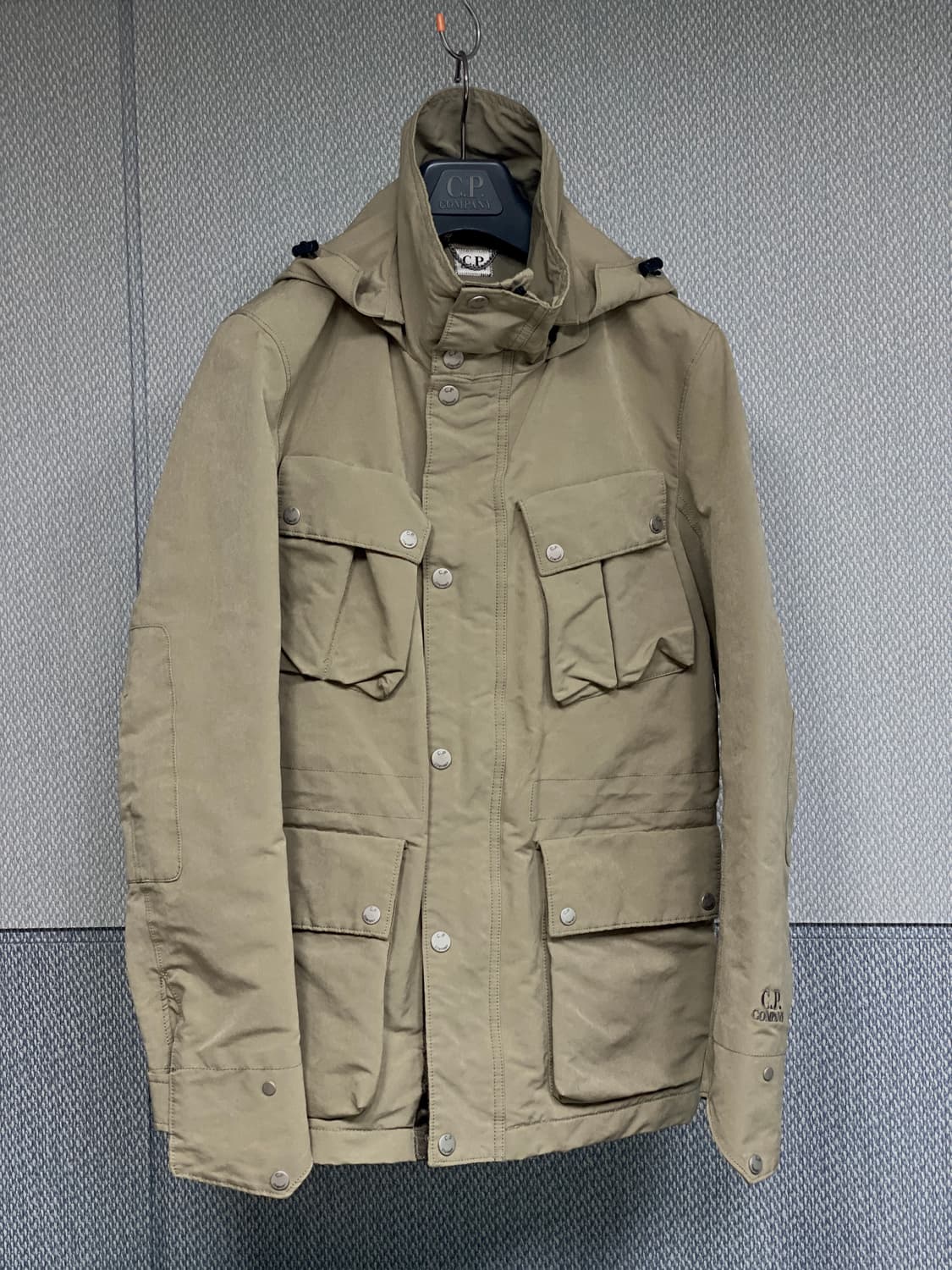 (특A급) C.P. 컴퍼니 밀레밀리아 고글 후드 사파리 자켓 105 상품이미지1