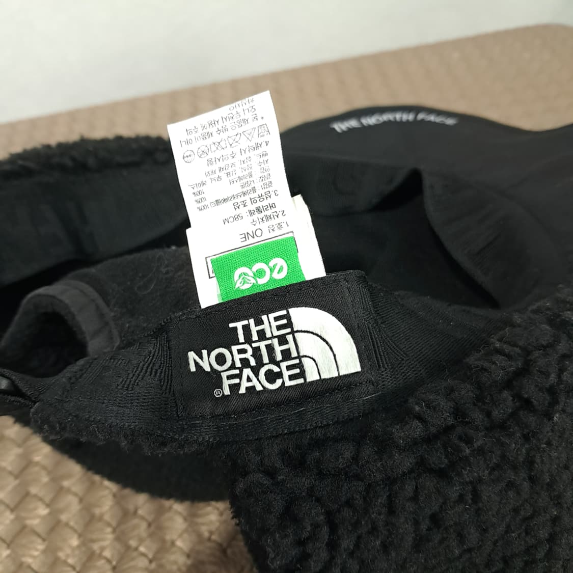 노스페이스 블랙 에코 보아 플리스 이어플랩 캡 P2024 상품이미지7