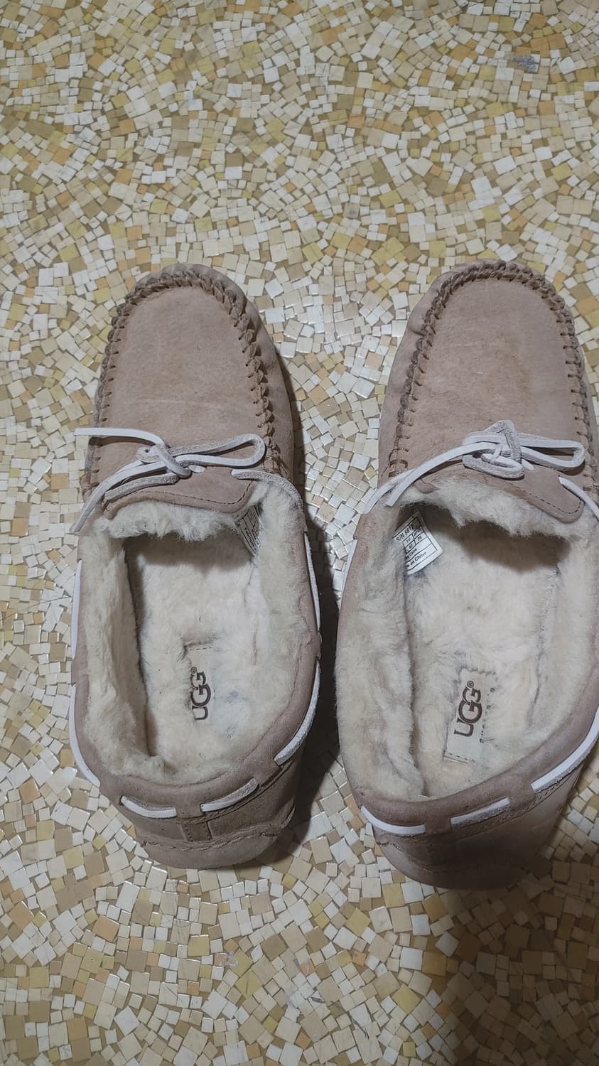 어그  상품이미지1