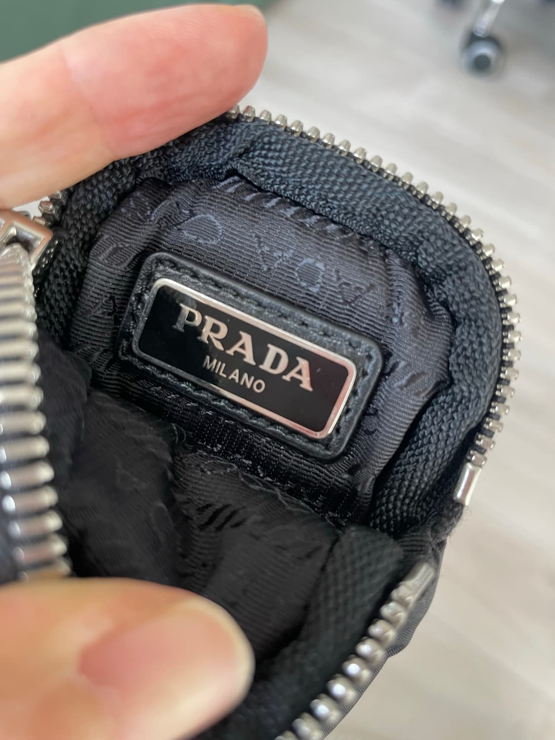 프라다 미니파우치 상품이미지4