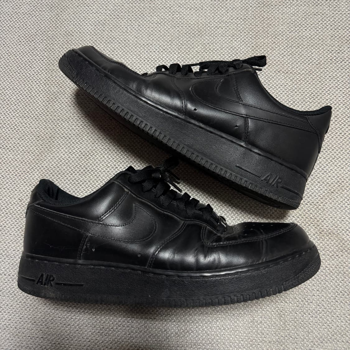 나이키 에어포스 올블랙 상품이미지6