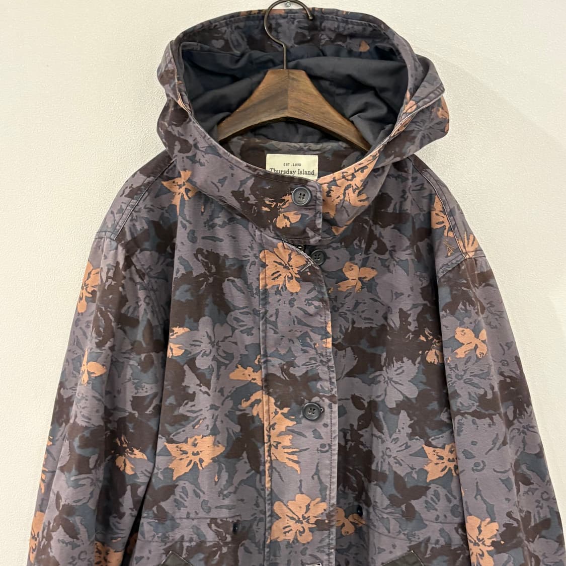 Thursday Island 꽃무늬 후드 롱 코트 상품이미지3