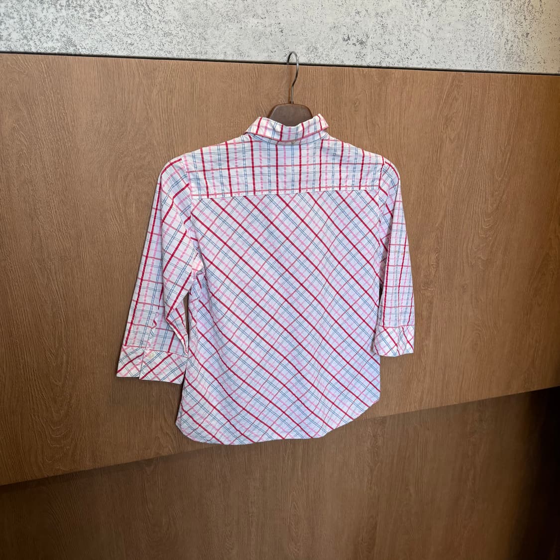 라코스테 체크 셔츠 7부 소매 하프 버튼업 디테일 슬림핏 핑크 상품이미지2