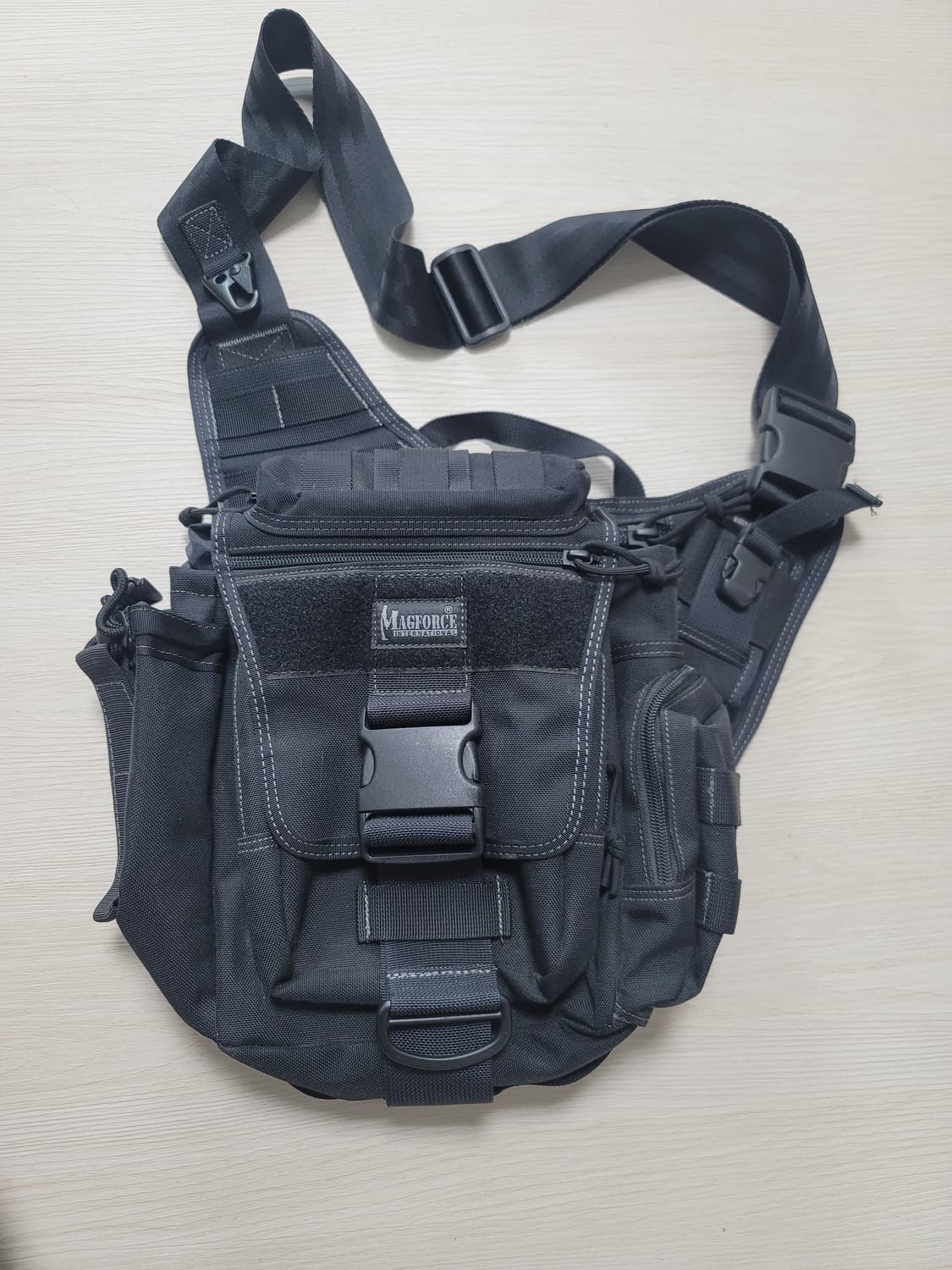 맥포스 점보 에어하트 슬링백 상품이미지1