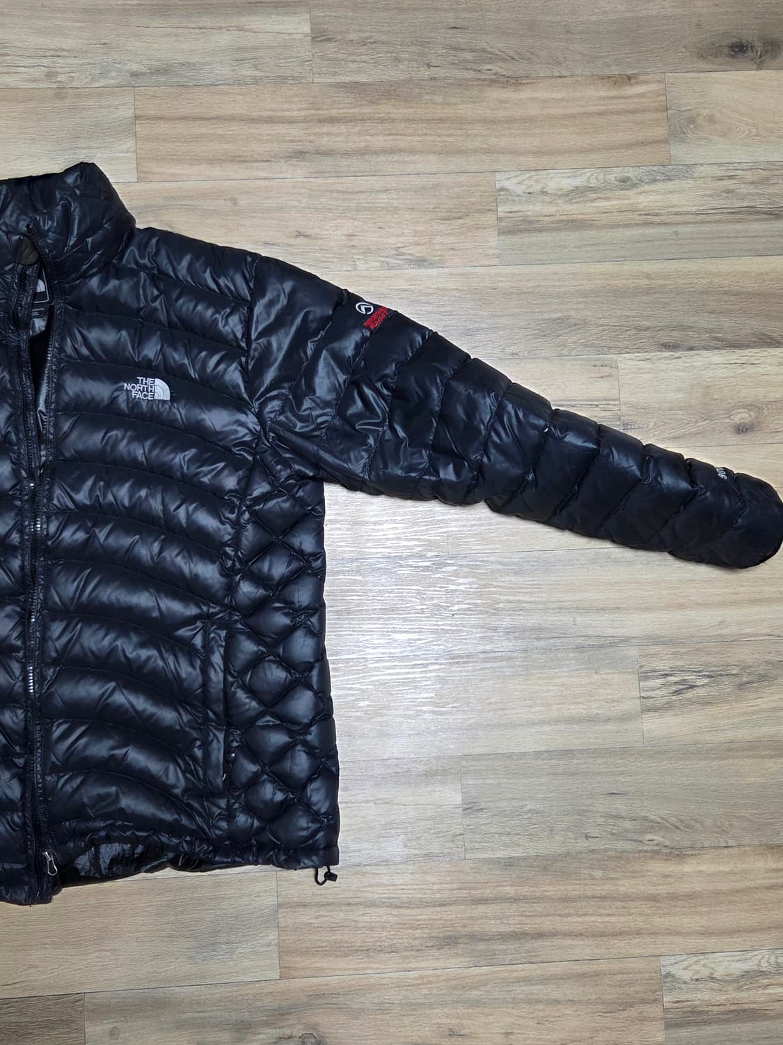 노스페이스 써밋 900 검정 패딩 경량패딩 상품이미지3