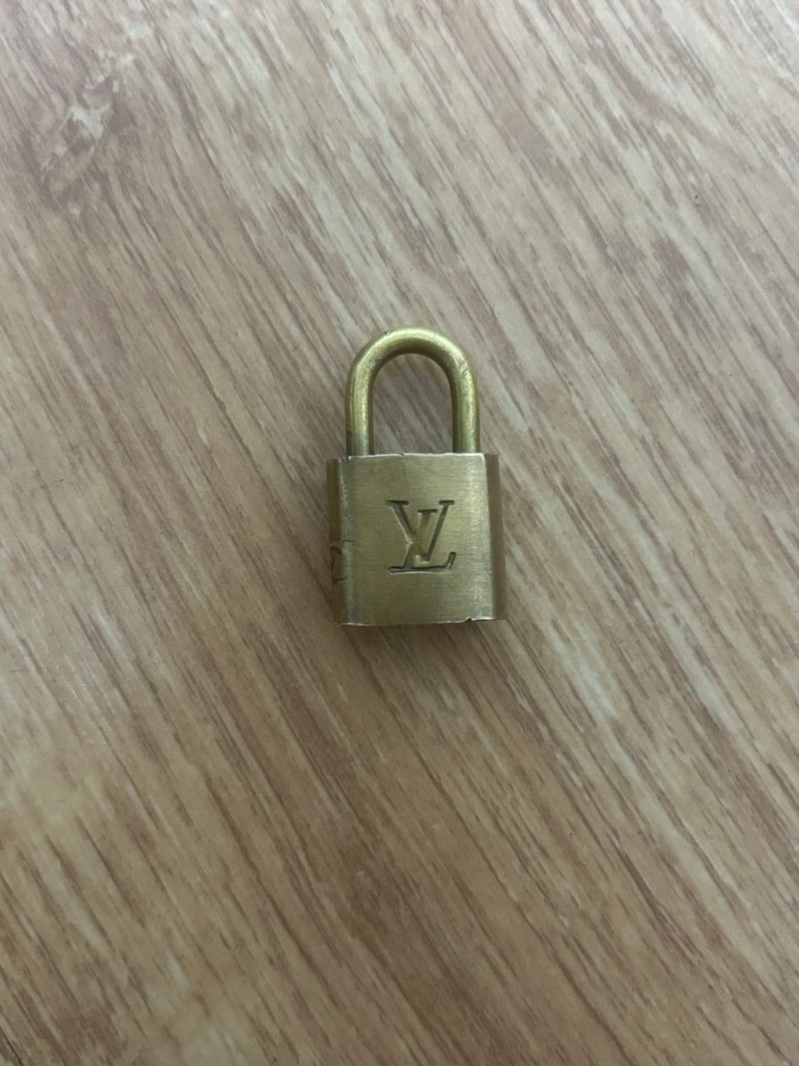 루이비통 자물쇠 상품이미지2