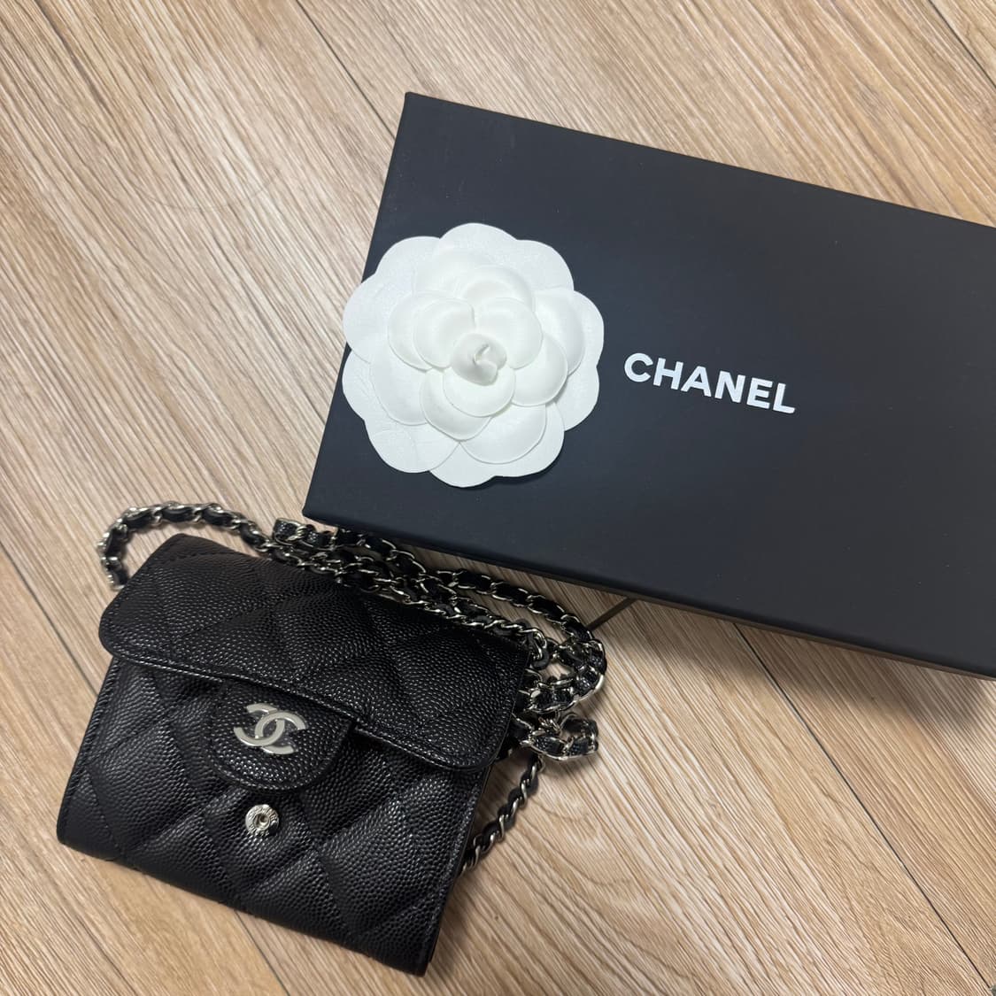 샤넬 클래식 캐비어 체인 지갑(새상품) 상품이미지1