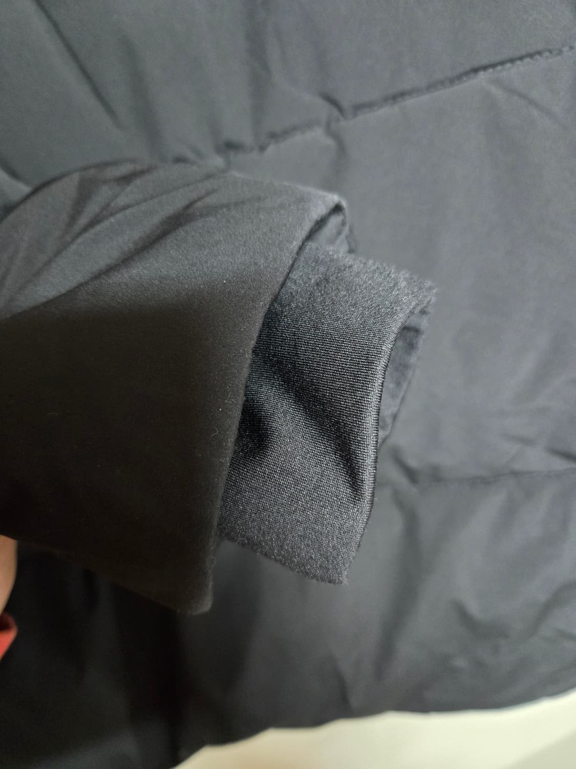 스파오 검정 패딩 L (105/95A) 상품이미지4