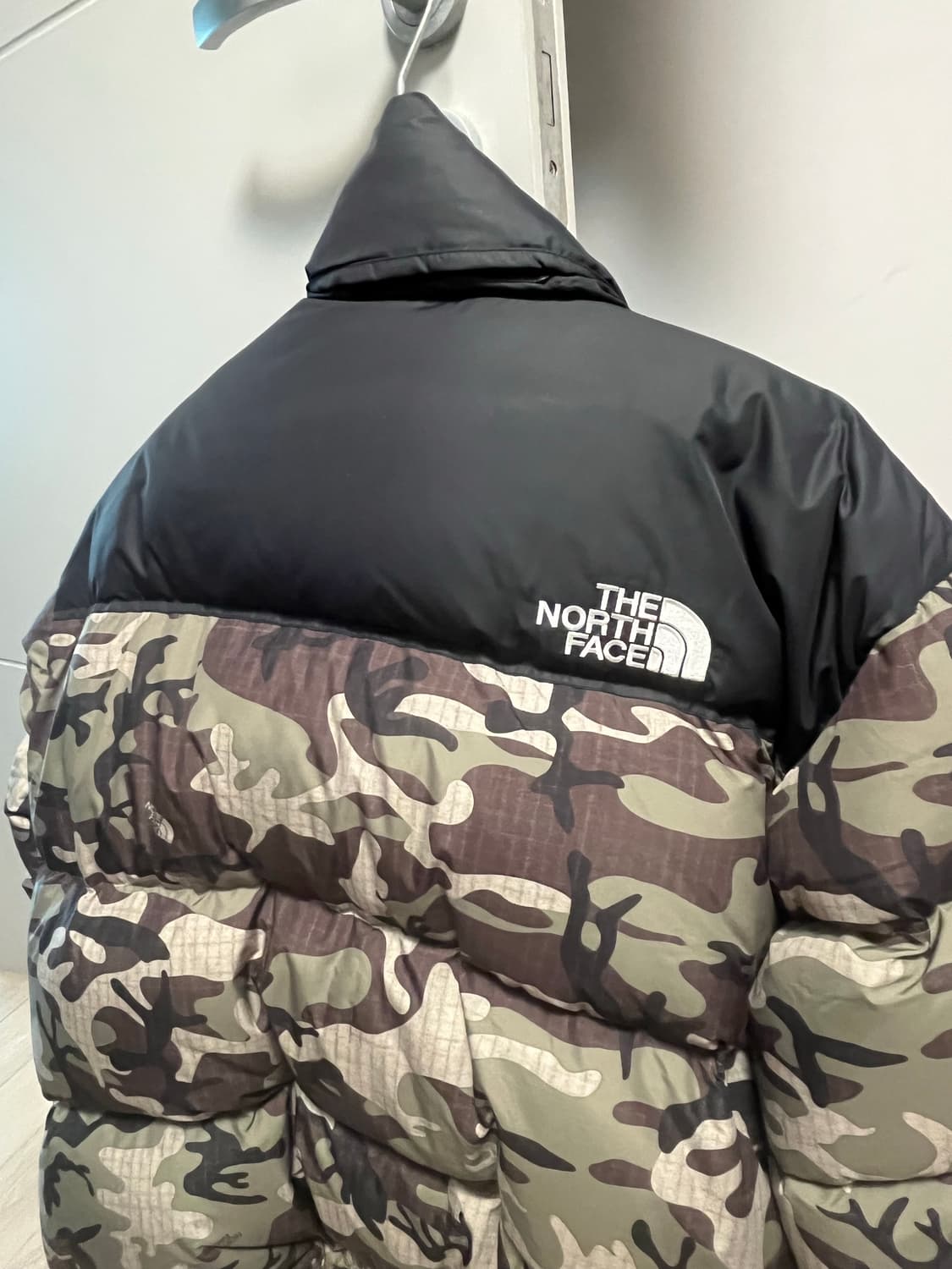 노스페이스 1996 노벨티 눕시 자켓 우드랜드 카모 상품이미지5