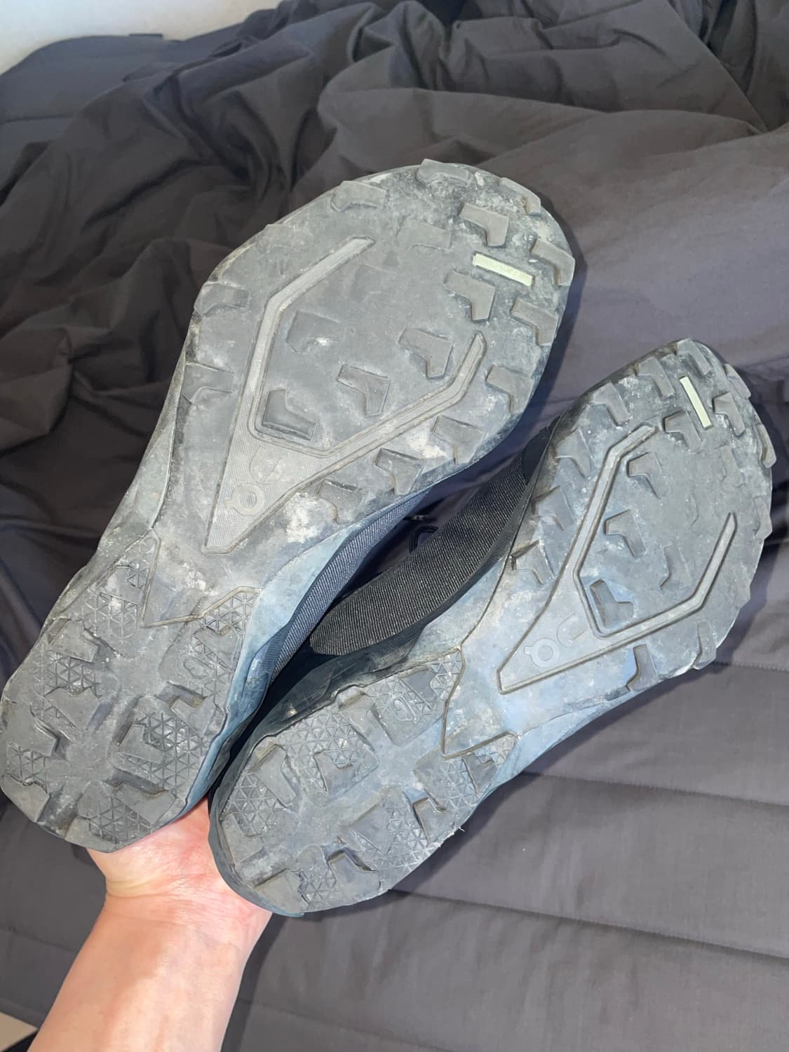 온러닝 파프 클라우드 벤처 피크 올 블랙 270 상품이미지4