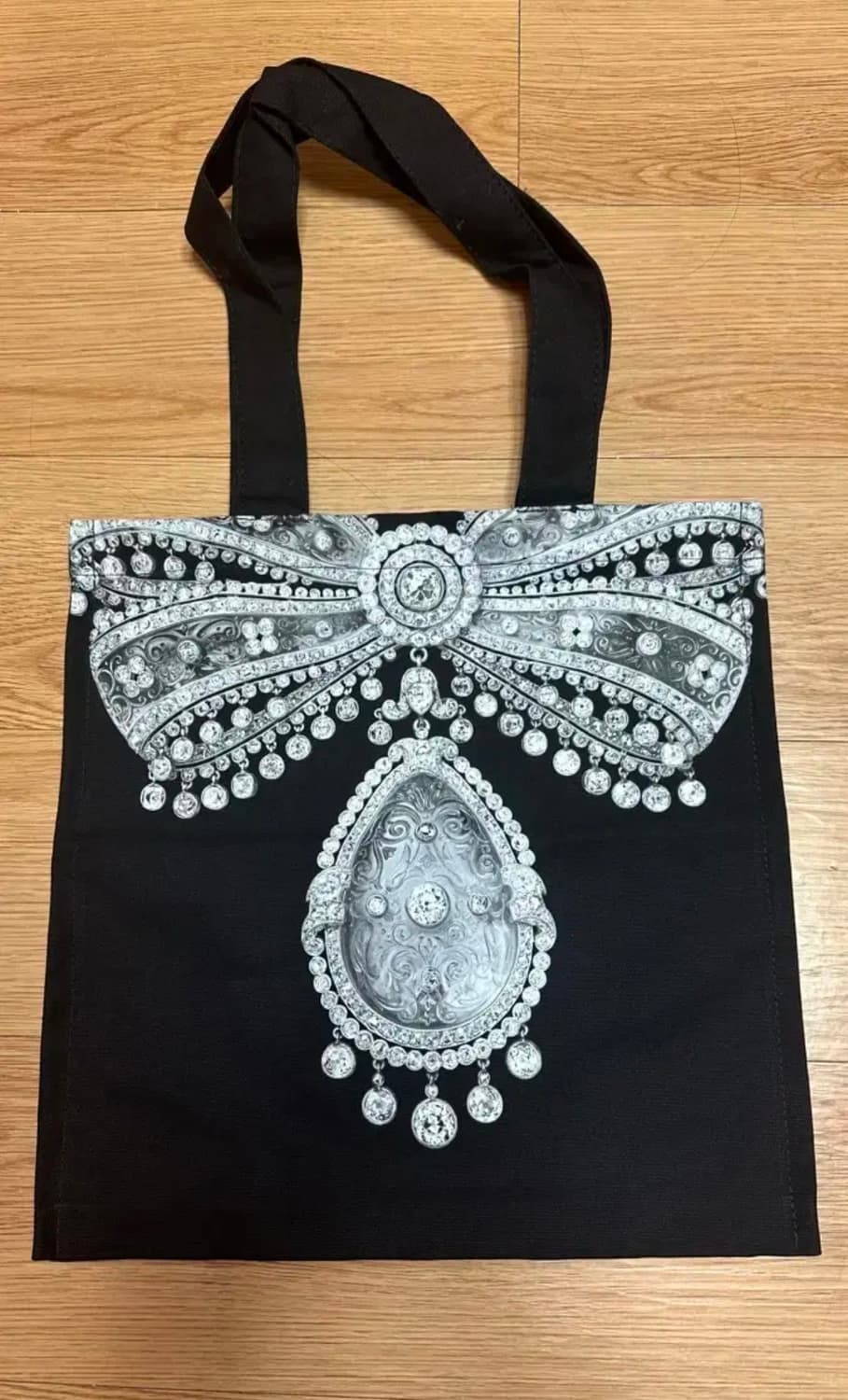 까르띠에 cartier 에코백 토트백 천가방 V&A 런던 새상품 상품이미지1