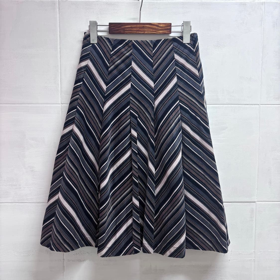 코듀로이 히피 그런지 스트라이프 미디 스커트 (JPN) 상품이미지3