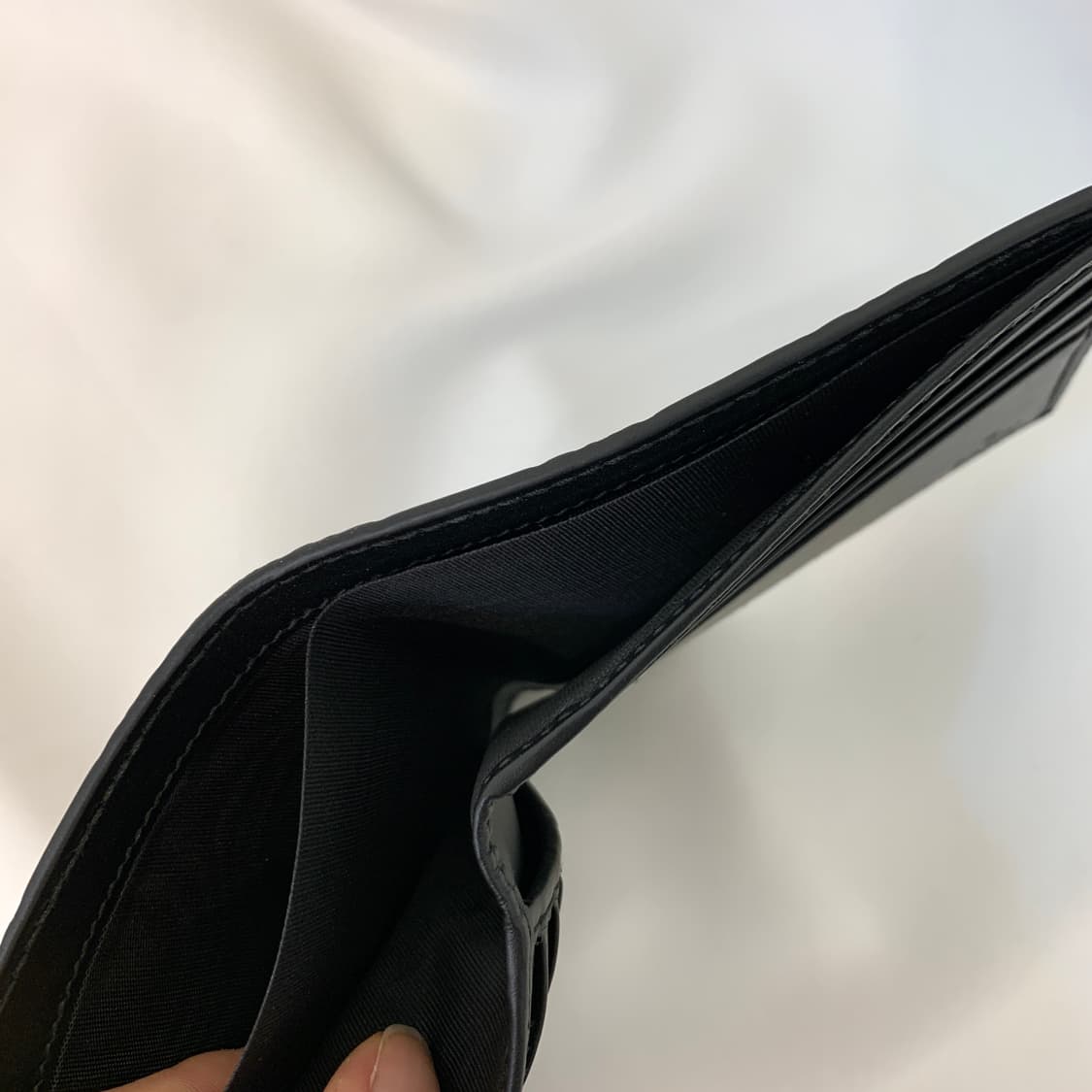 구찌 GG시마 레더 반지갑 365466 상품이미지6