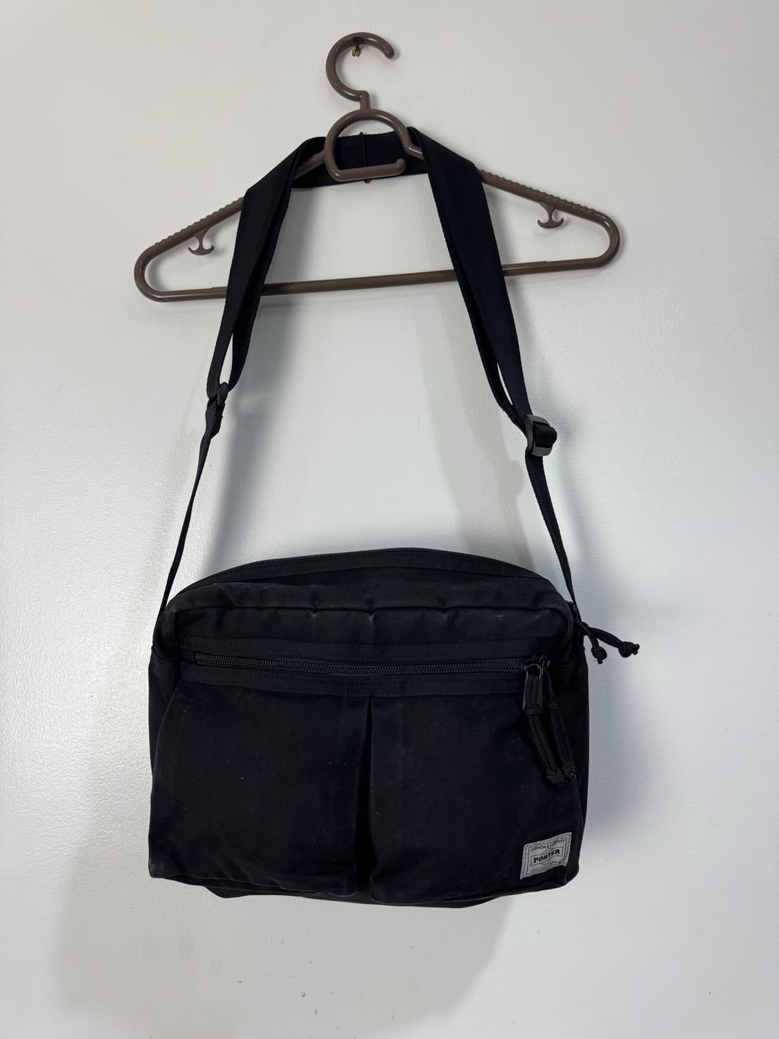 요시대 포터 스위치 라인 크로스백 L 상품이미지1