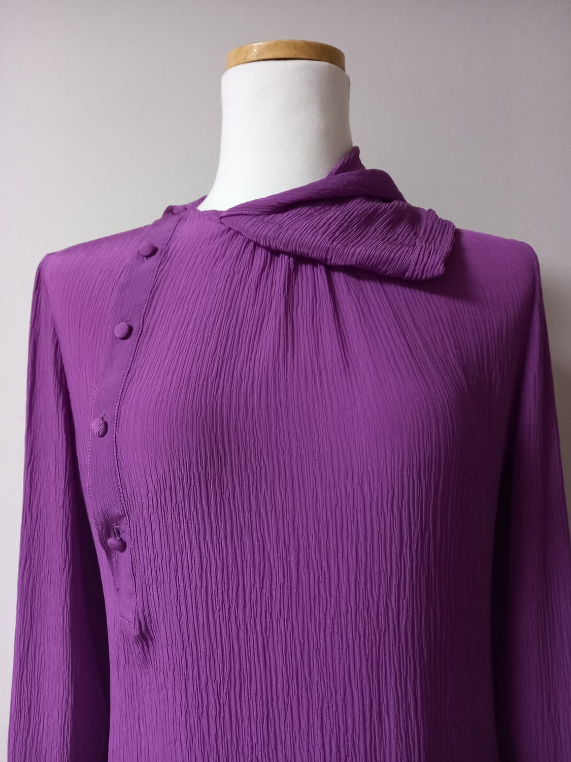 모조에스핀 실크100 블라우스 상품이미지6