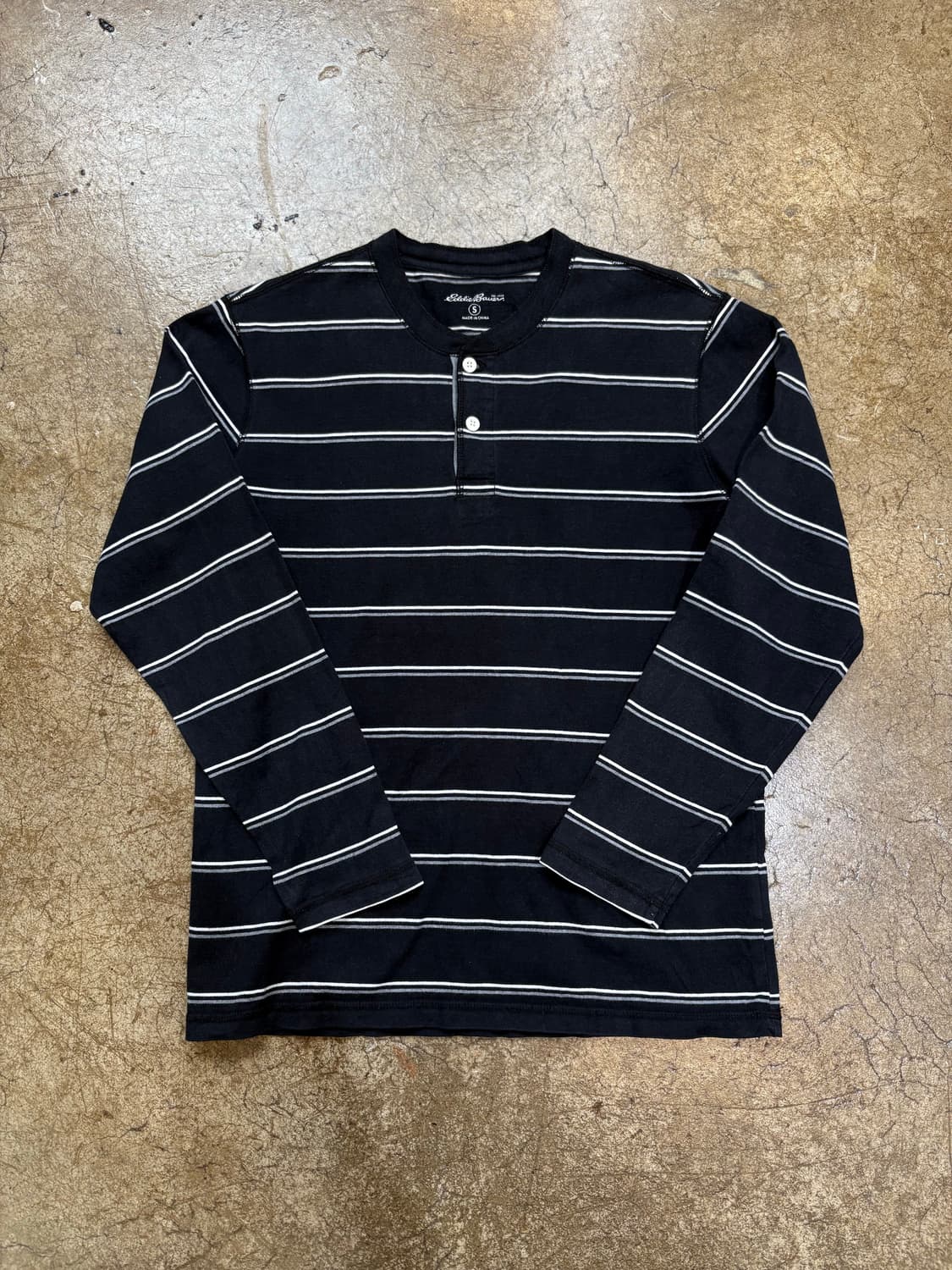 에디바우어 스트라이프 헨리넥 상품이미지1