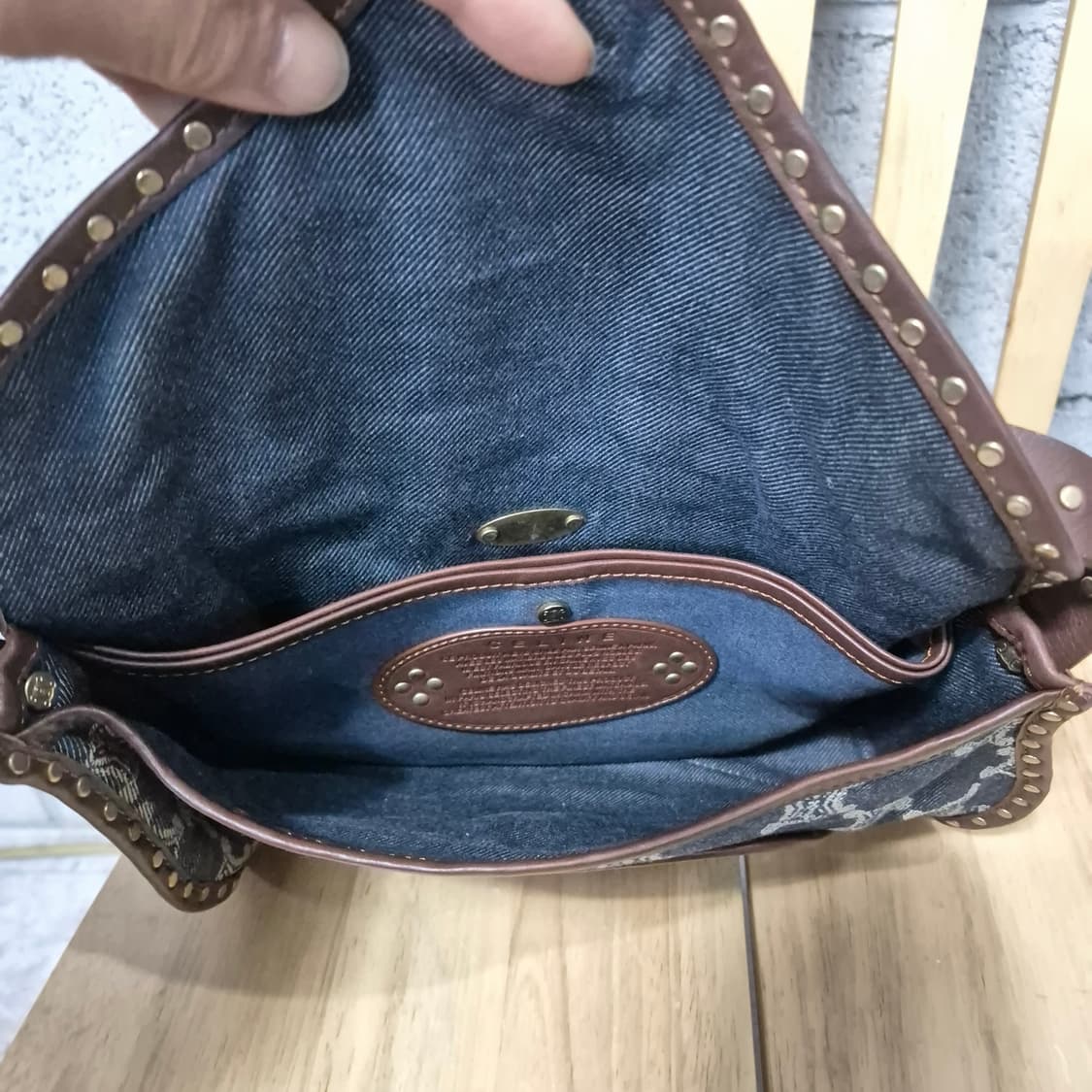 셀린느 트리오페 마카담 데님 숄더백 상품이미지10