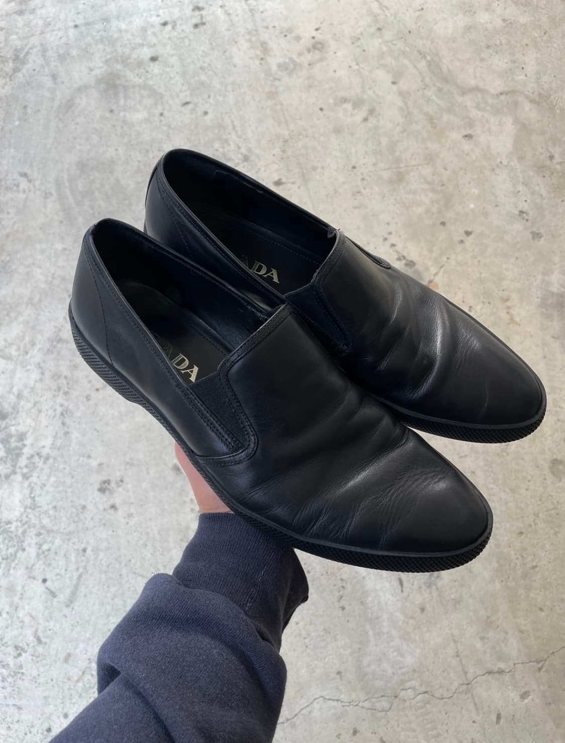 00s Prada All Black Laether Slip-on 상품이미지3