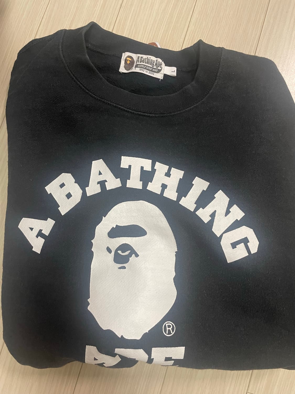 베이프 맨투맨 상품이미지3