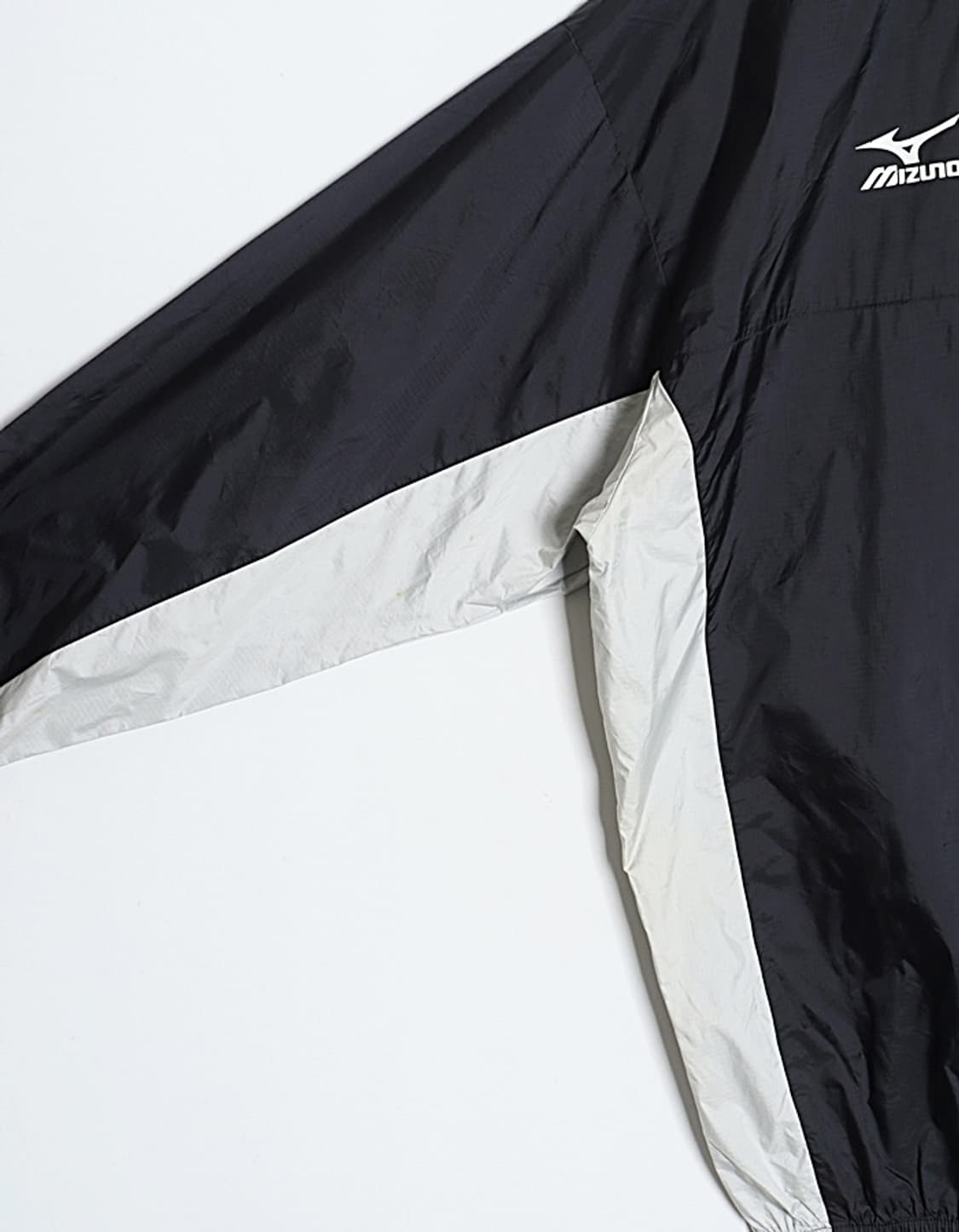 MIZUNO Hooded Wind Pullover 상품이미지4