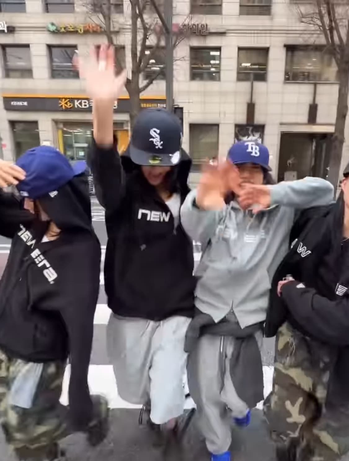 뉴에라 와플 후드집업 상품이미지1