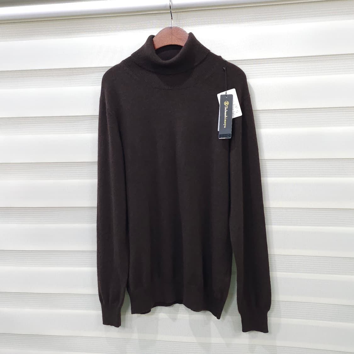미사용품 Takashimaya 캐시미어100 터틀넥 니트- 우먼LL 상품이미지1
