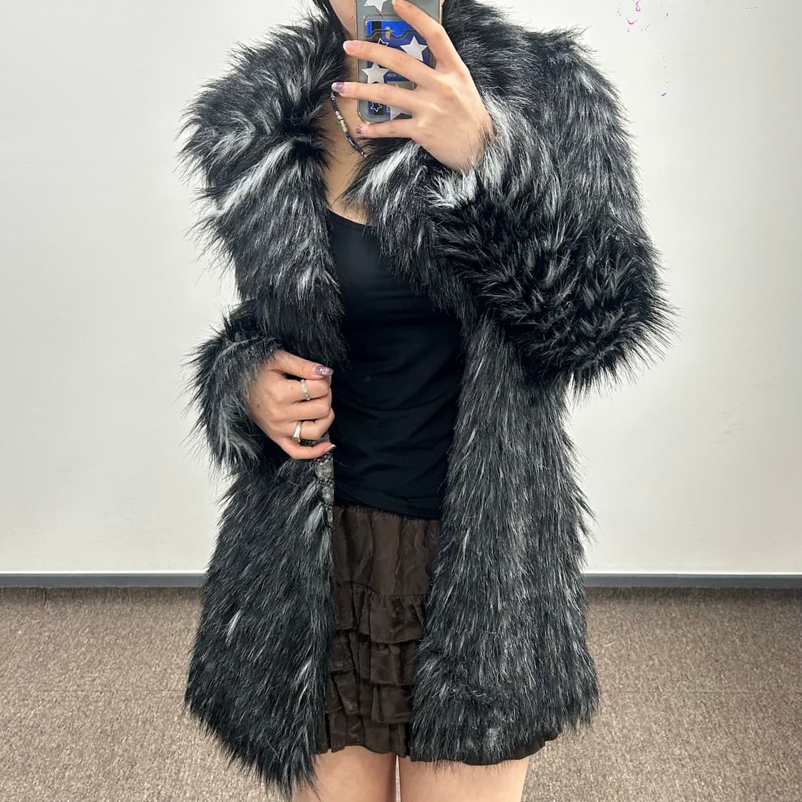 Guess 게스 블랙그레이 퍼 자켓  상품이미지1