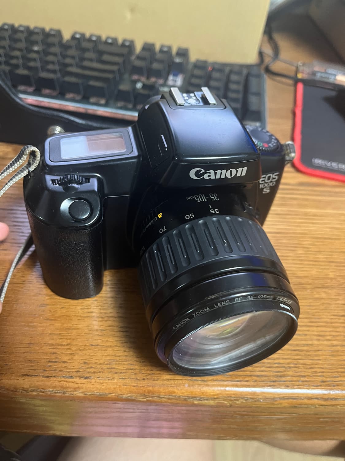 [빈티지 필름 카메라] 캐논 eos 1000s + 35-105 렌즈 상품이미지1