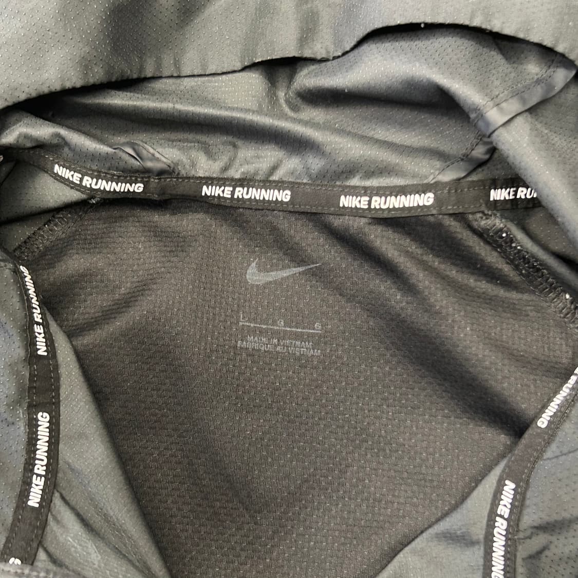 Nike 러닝 후드 바람막이 상품이미지3