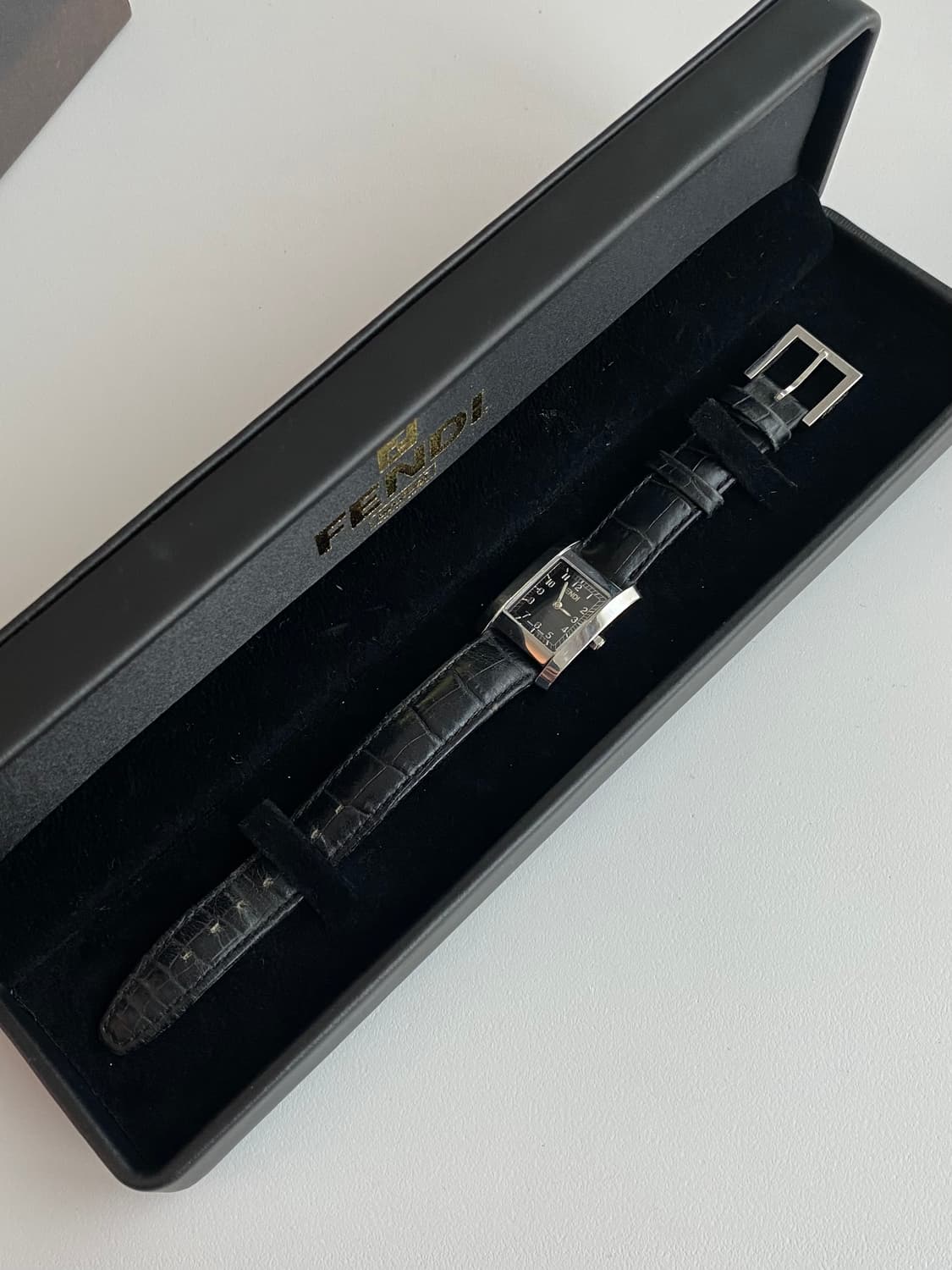 Fendi 펜디 클래식 탱크 스퀘어 쿼츠 블랙 상품이미지7