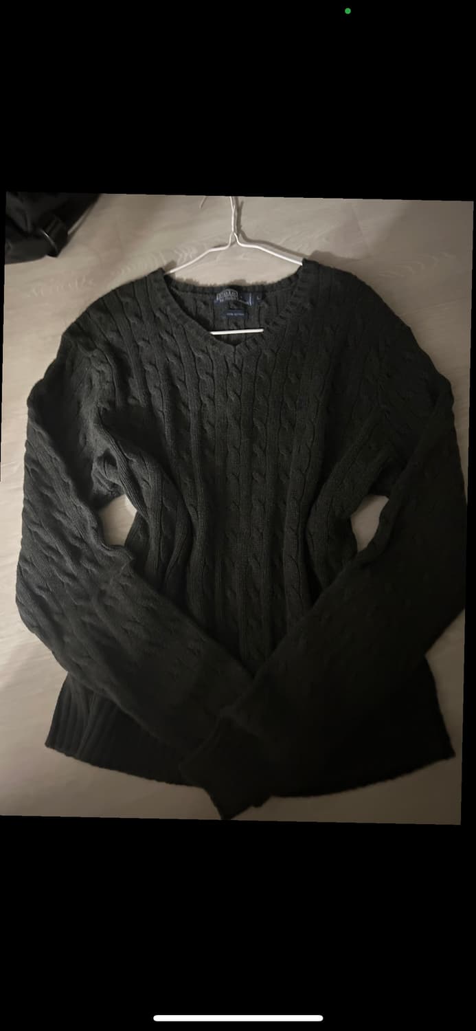 폴로 차콜 니트 상품이미지1