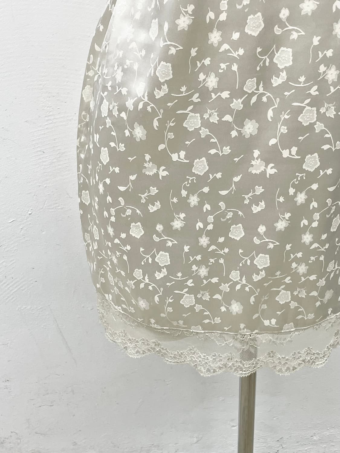 새틴 자카드 레이스 슬립 상품이미지3