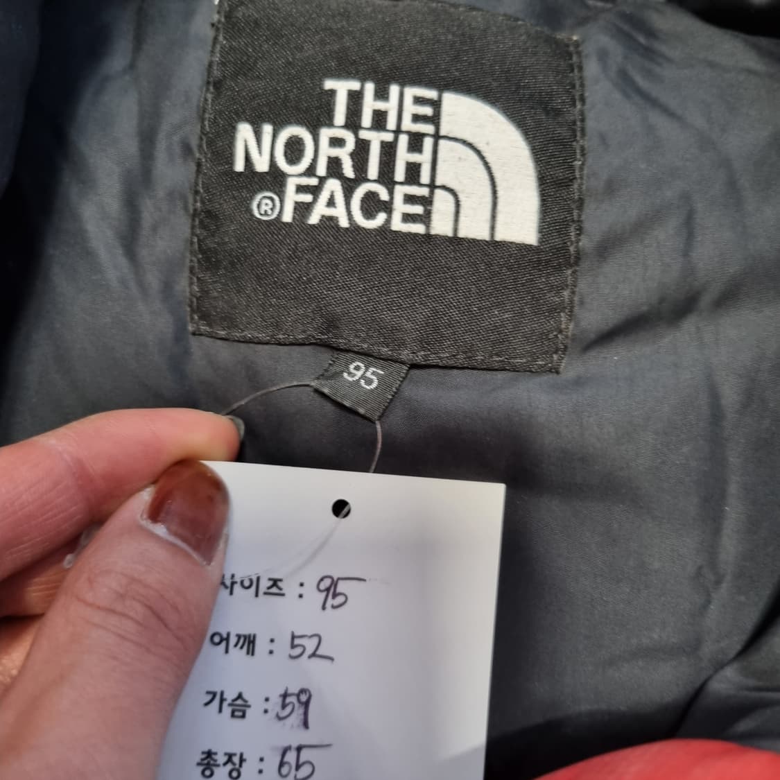 노스페이스 눕시 700 패딩 레드 상품이미지10