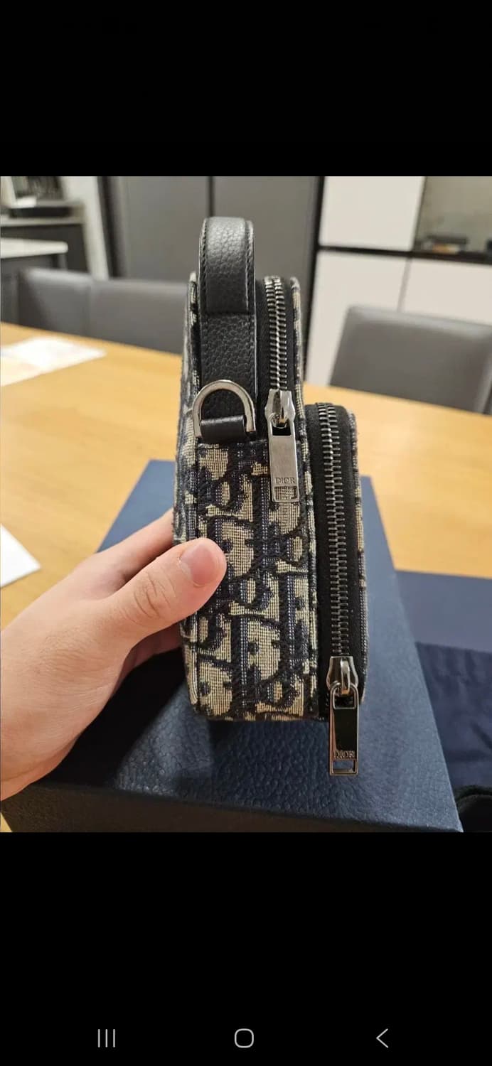 디올 오블리크 마이크로 폰 파우치 크로스백 상품이미지6