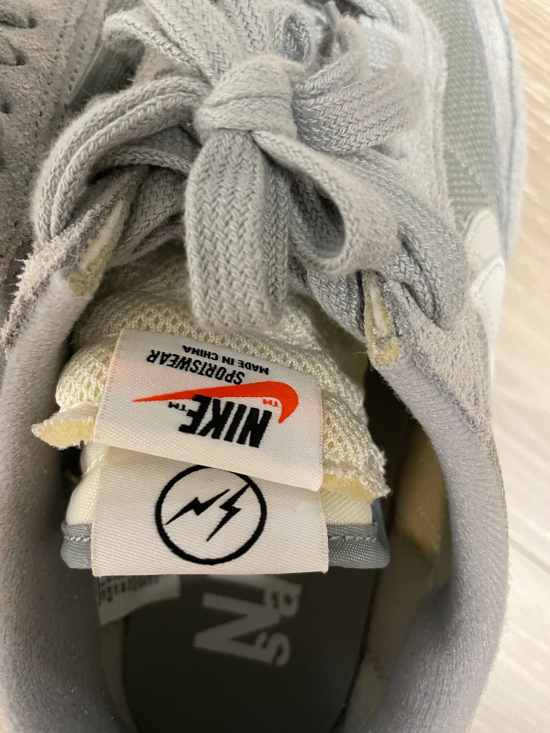 나이키 사카이 프라그먼트 LD와플 라이트 스모크 그레이 사이즈 2 상품이미지7