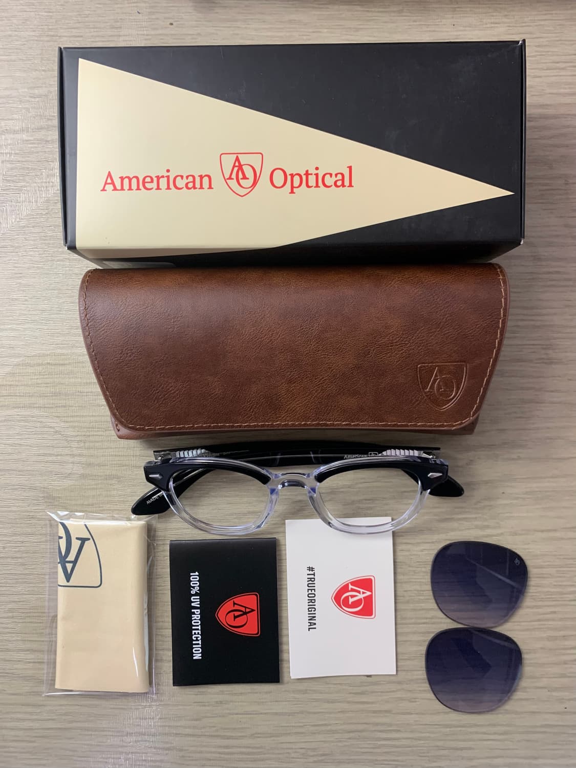 [47] 아메리칸 옵티컬 블랙크리스탈 미사용 선글렌즈 상품이미지1