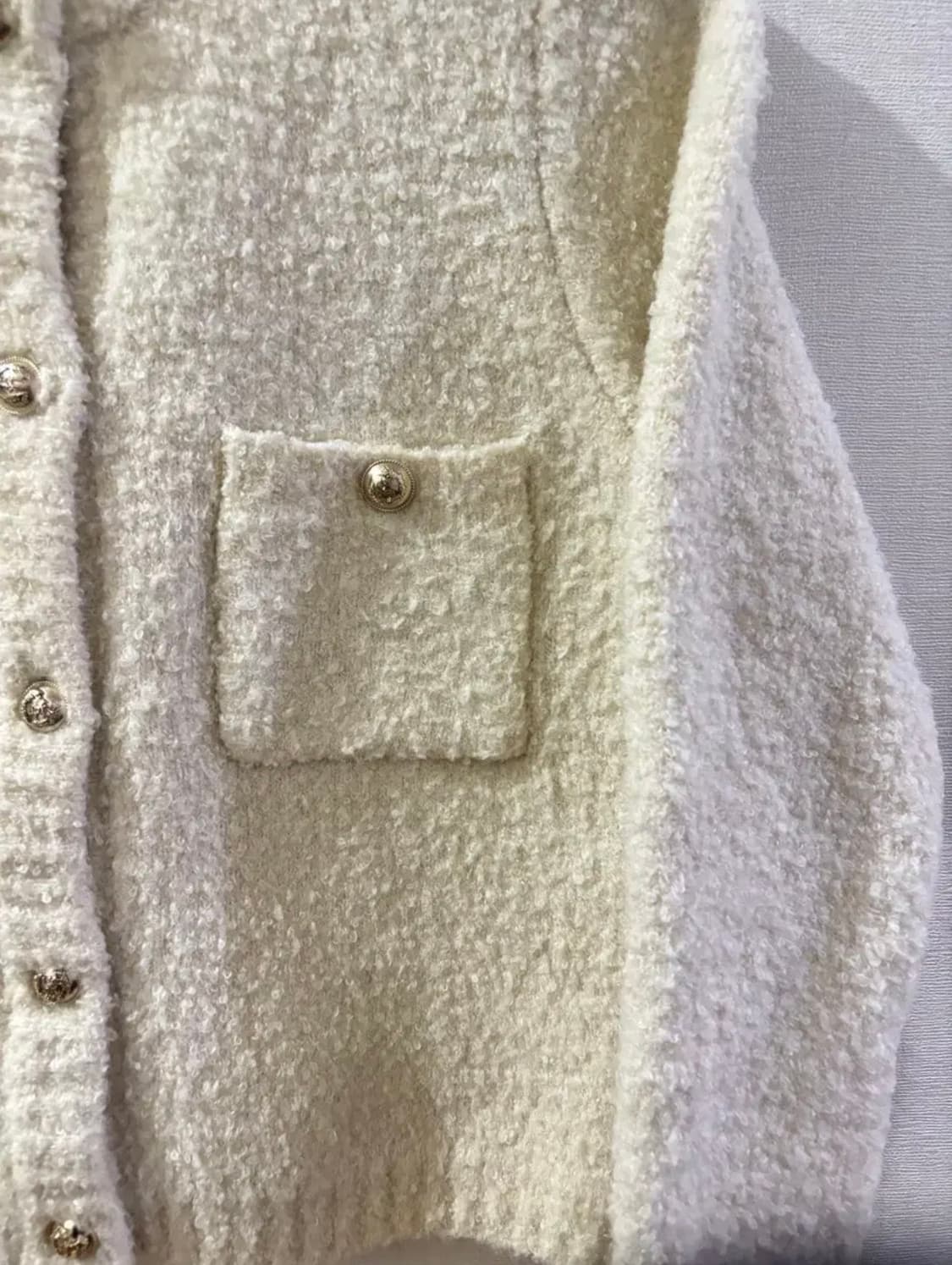 룩캐스트 Lookast 아이보리 부클 가디건 상품이미지5