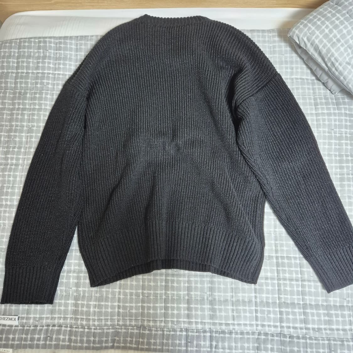 블론드 나인 니트 여러벌 팝니다 상품이미지2