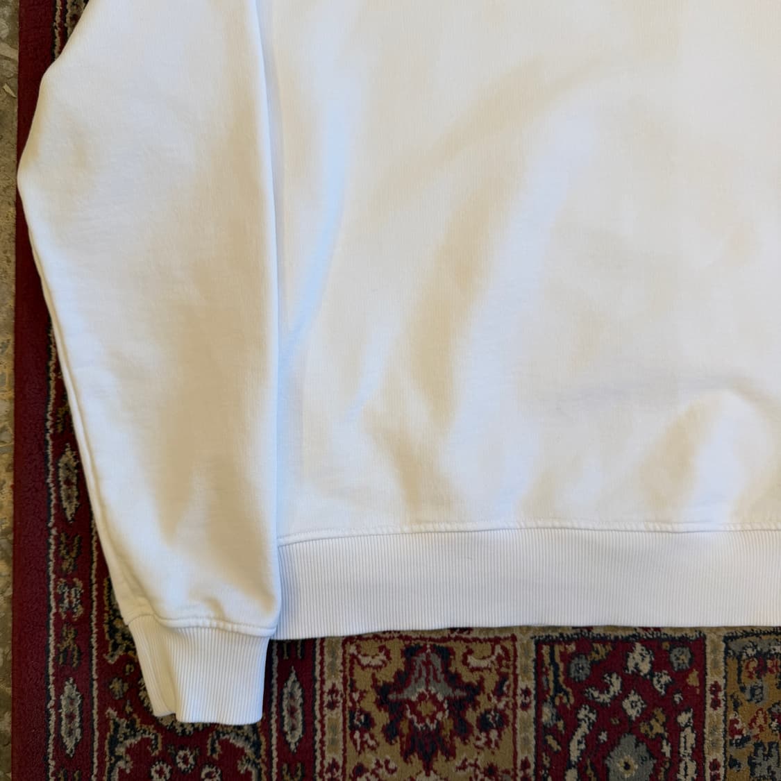 아미 스몰 하트 로고 스웻셔츠 맨투맨 [ 105 ] 상품이미지4