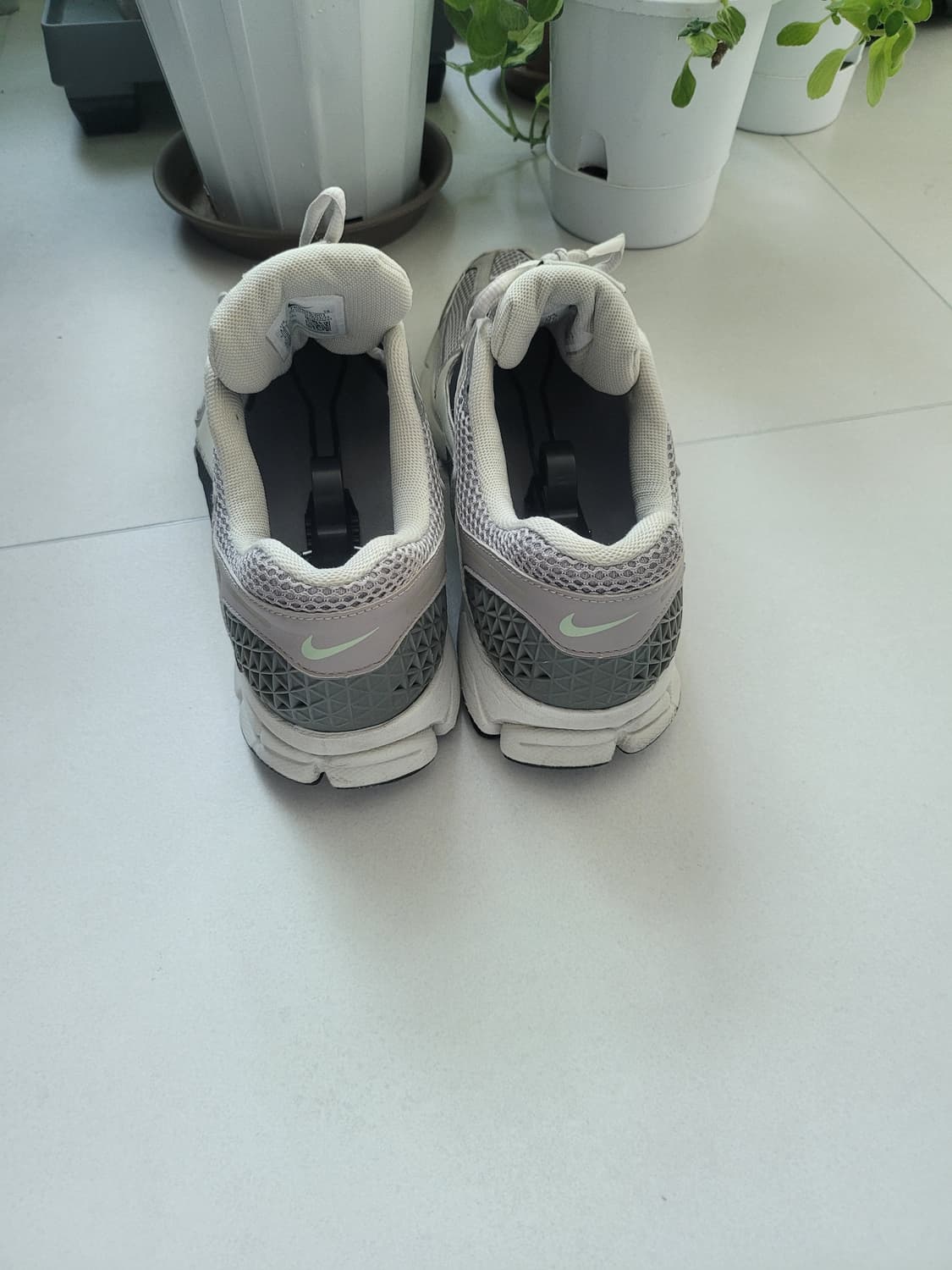 🏷️👟 [W285] 나이키 줌 보메로 5 '코블스톤'  상품이미지5