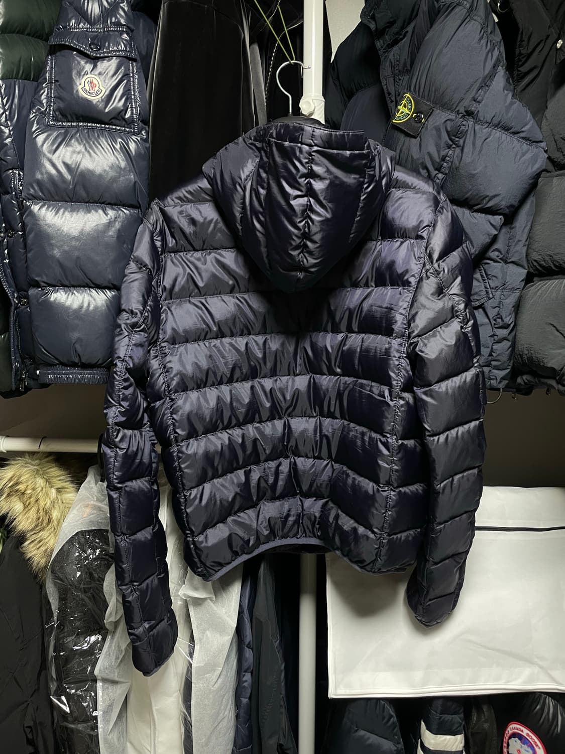 [XL사이즈] 버버리 경량 구스다운 패딩 자켓 네이비 상품이미지4