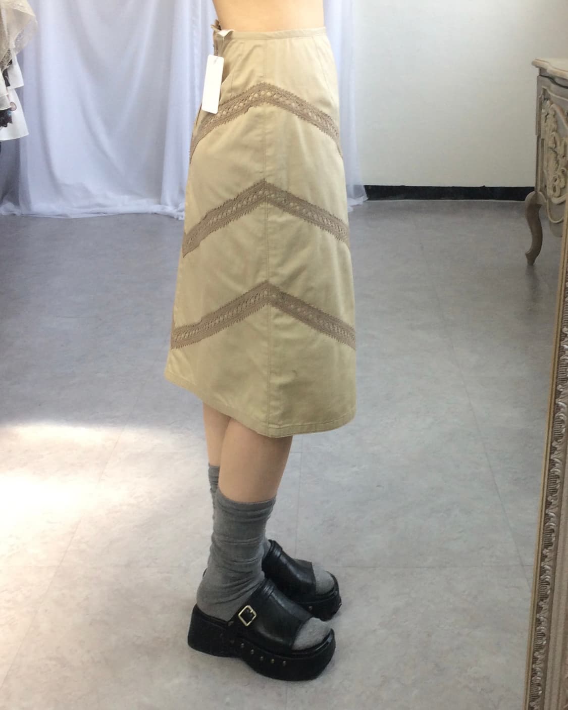 Crochet line detail midi skirt 상품이미지5