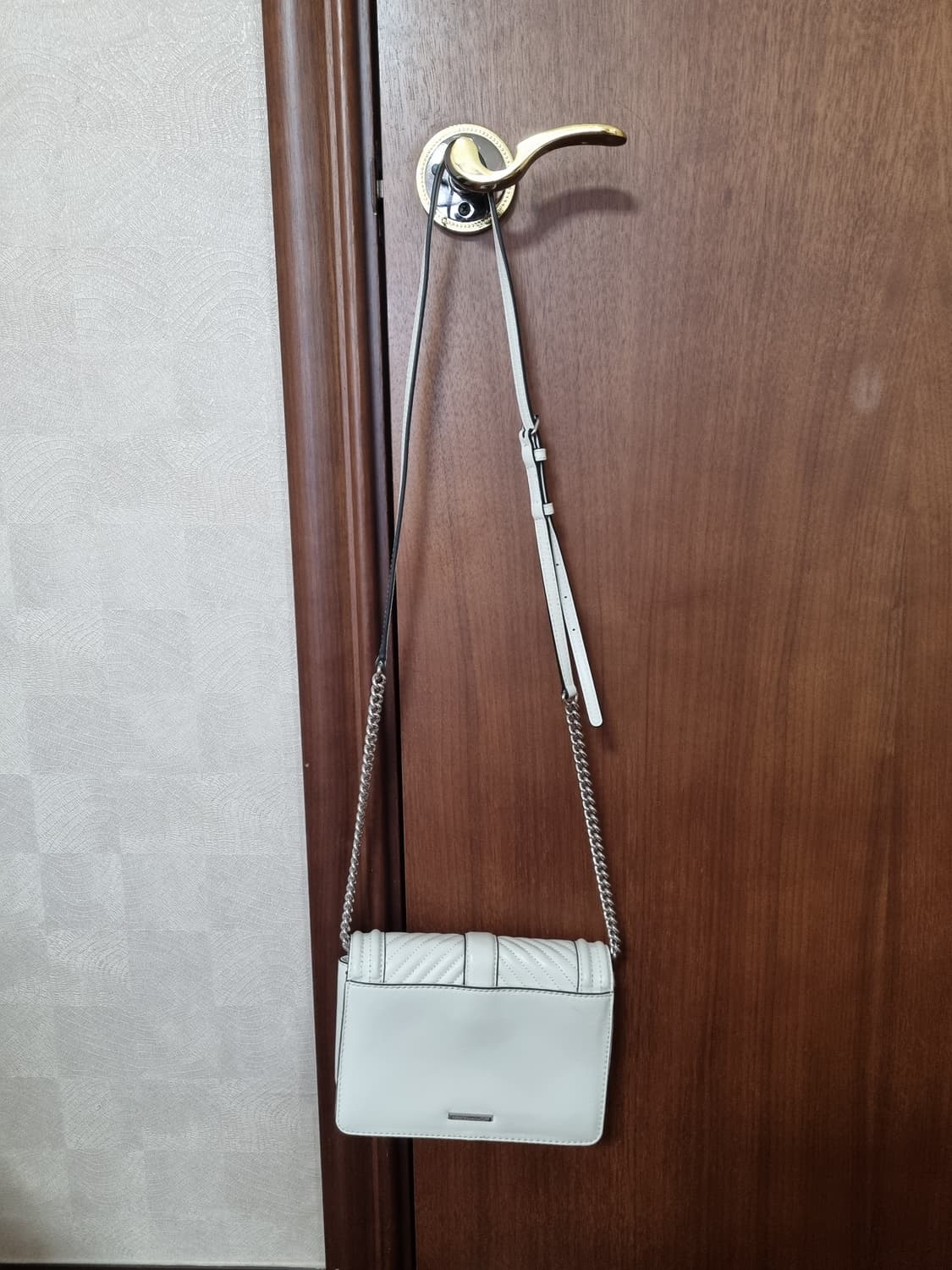 레베카 밍코프 화이트 레더 퀼팅 크로스백 상품이미지4