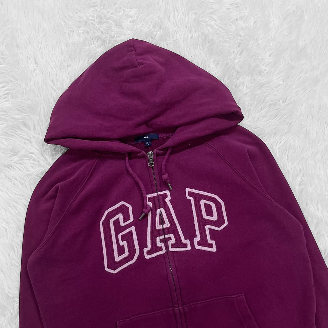 갭 Gap 스펠 로고 후드집업 버건디 상품이미지3